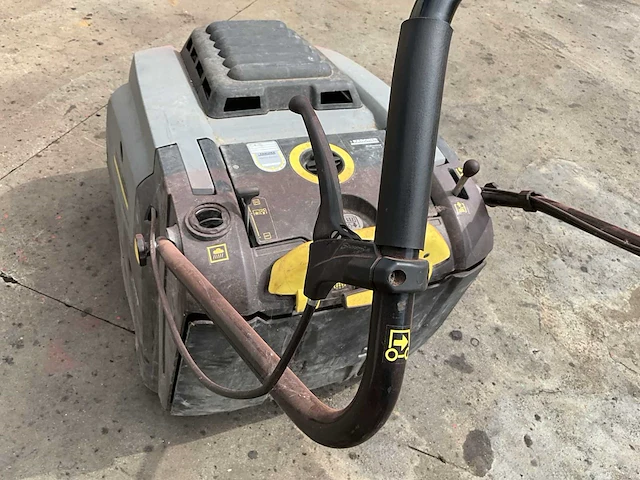 Kärcher km 74/40 w p met honda motor - industriële stofzuiger - afbeelding 3 van  22
