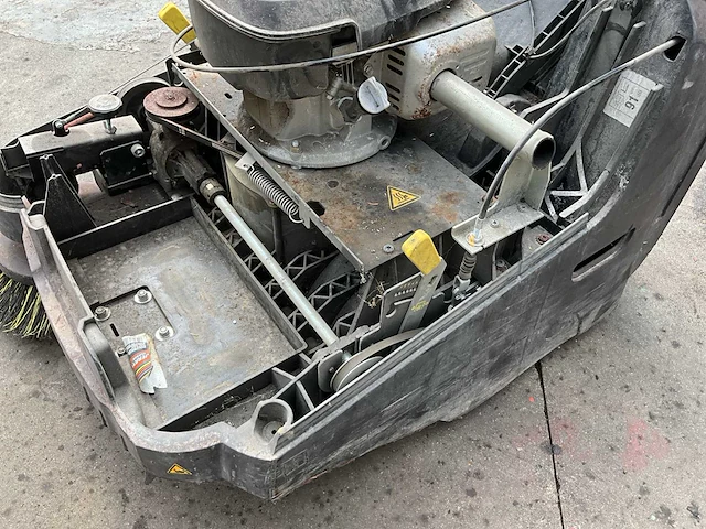 Kärcher km 74/40 w p met honda motor - industriële stofzuiger - afbeelding 9 van  22