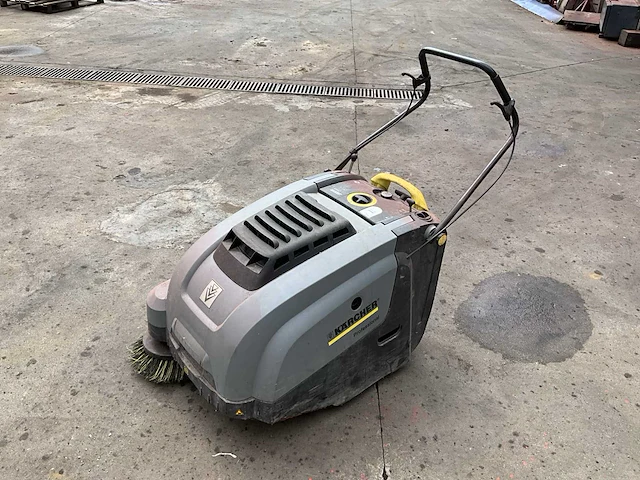 Kärcher km 74/40 w p met honda motor - industriële stofzuiger - afbeelding 16 van  22