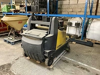Kärcher kmr 1250 zelfrijdende veegmachine - afbeelding 9 van  14