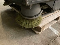 Kärcher kmr 1250 zelfrijdende veegmachine - afbeelding 14 van  14