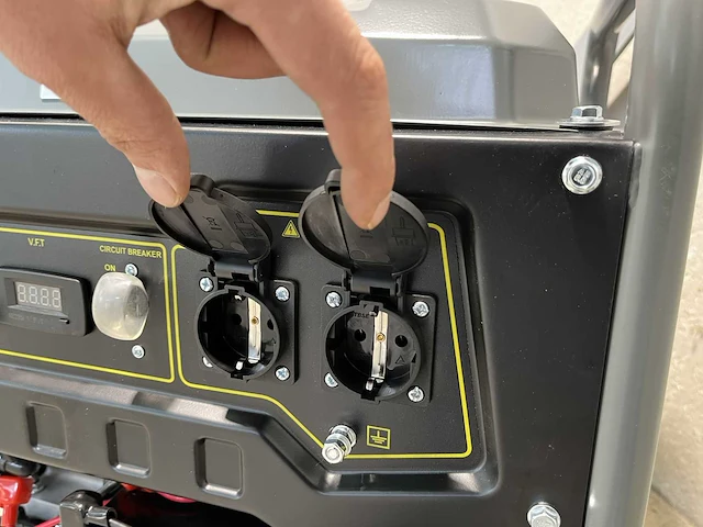 Kärcher pgg 3/1 benzine stroomgenerator - afbeelding 14 van  18