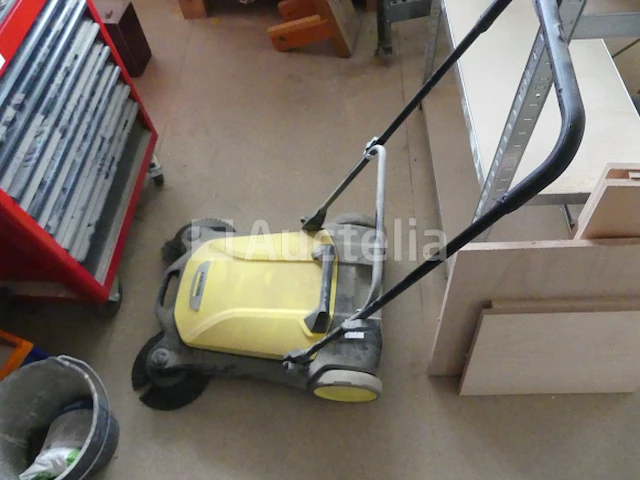 Kärcher s4 twin handmatige vloerborstelmachine - afbeelding 4 van  5