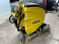 Kärcher schrobzuigmachine