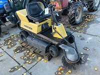 Kärcher trac kmr zelfrijdende veegmachine - afbeelding 3 van  7