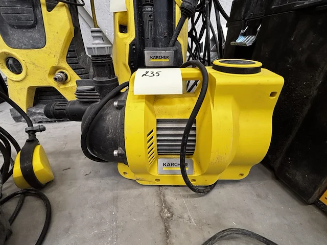 Karcher tuinpomp - afbeelding 1 van  3