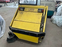 Kärcher veegmachine - afbeelding 7 van  14