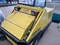 Kärcher veegmachine - afbeelding 10 van  14