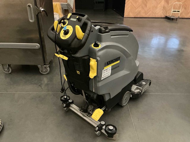 Kärcher vloerreiniger - afbeelding 8 van  13