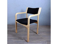 Kari asikainen - waiting room chair (3x) - afbeelding 3 van  10