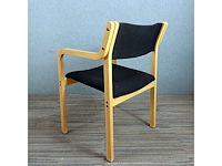 Kari asikainen - waiting room chair (3x) - afbeelding 5 van  10