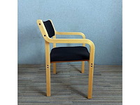 Kari asikainen - waiting room chair (3x) - afbeelding 8 van  10