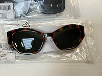 Karl lagerfeld zonnebril (7x) - afbeelding 4 van  9