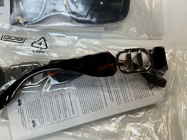 Karl lagerfeld zonnebril (7x) - afbeelding 8 van  9