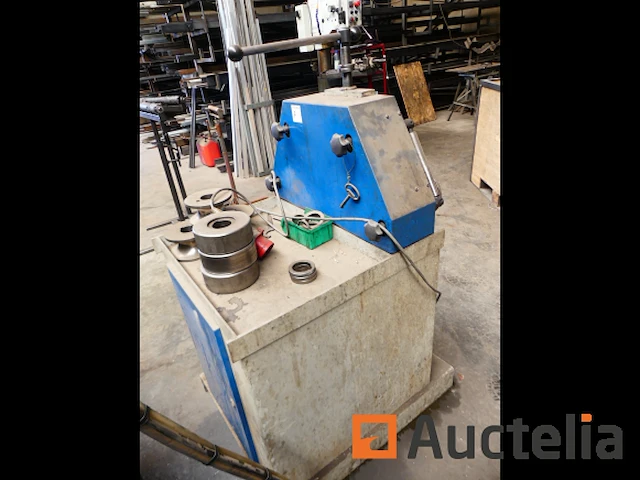 Karl muller rb703 buisbuigmachine - afbeelding 8 van  9