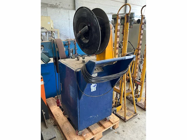 Karopack dba-130a automatische strapmachine - afbeelding 2 van  5
