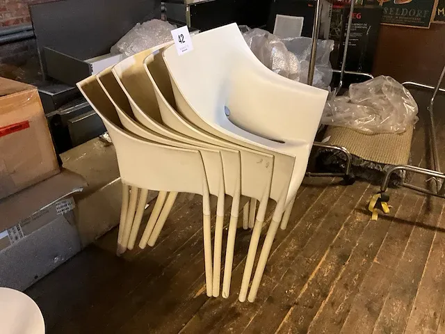 Kartell dr.no tuinstoel (8x) - afbeelding 5 van  9