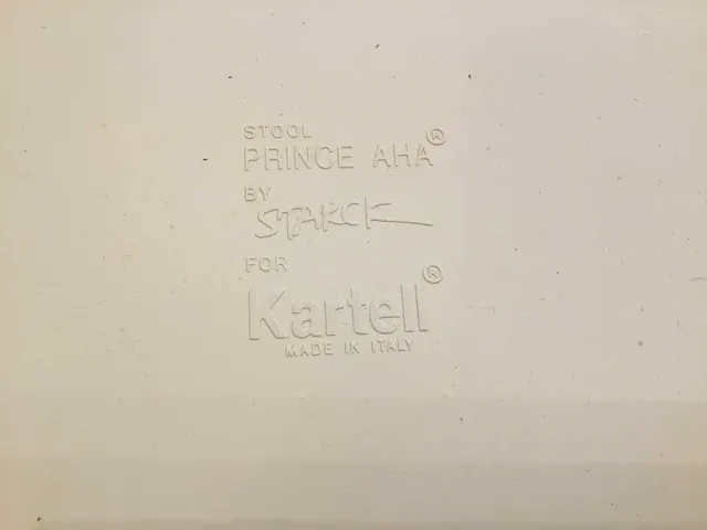 Kartell prince aha stark bijzettafel diabolo - afbeelding 5 van  5