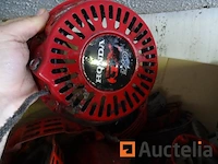 Karting accessoires: 85 draagraketten, diverse filterdeksels - afbeelding 13 van  15