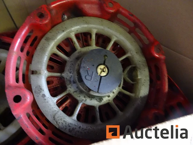 Karting accessoires: 85 draagraketten, diverse filterdeksels - afbeelding 14 van  15