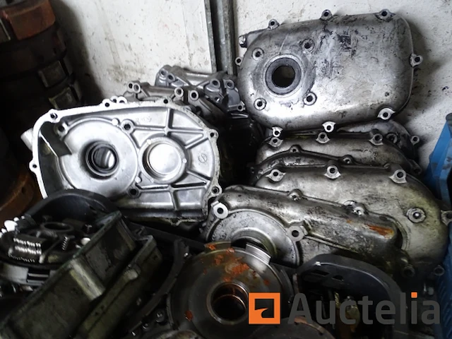 Karting accessoires: krukassen, koppelingen, 5 motoren - afbeelding 17 van  28