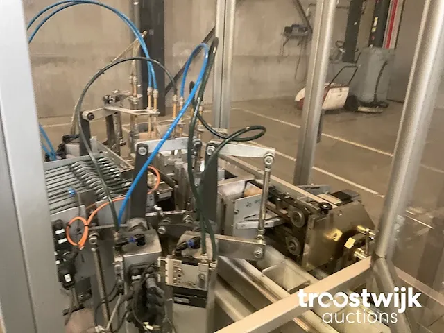 Kartonneermachine - afbeelding 5 van  16