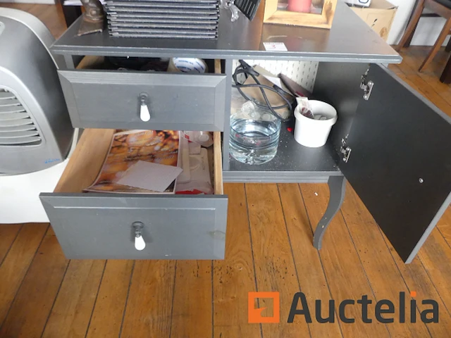 Kassa, luchtontvochtiger, creditcardlezers, diverse decoraties - afbeelding 3 van  13