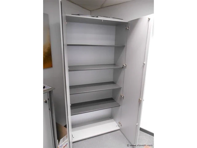 Kast formica - afbeelding 1 van  2