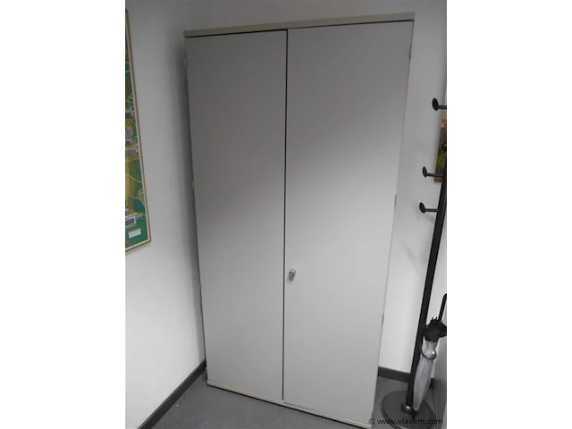 Kast formica - afbeelding 2 van  2