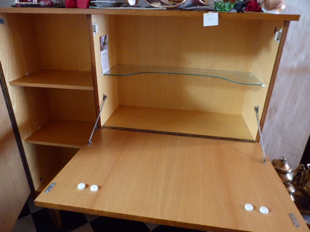 Kast in teak - afbeelding 2 van  3
