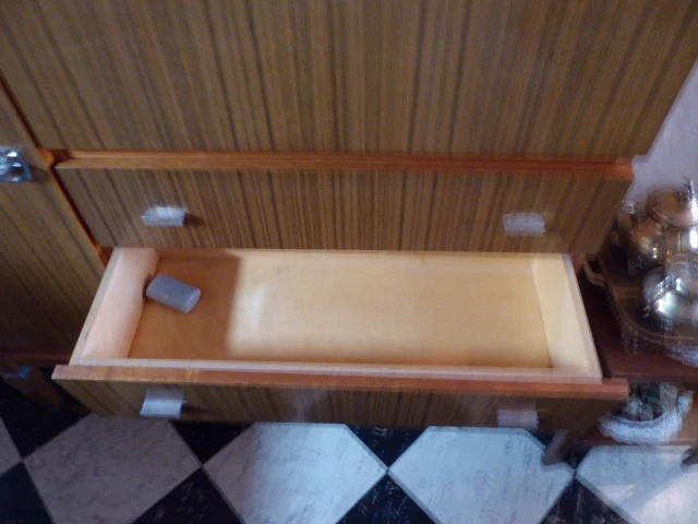 Kast in teak - afbeelding 3 van  3