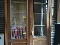 Kast met 2 glazen deuren en 5 leggers - afbeelding 1 van  3