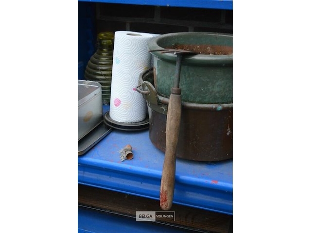 Kast met inhoud partij div deco materialen - afbeelding 2 van  10