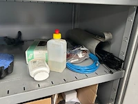 Kast met inhoud - afbeelding 5 van  6