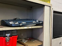 Kast met inhoud - afbeelding 3 van  10