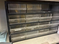 Kast met inhoud - afbeelding 6 van  10