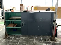 Kast met inhoud - afbeelding 1 van  7