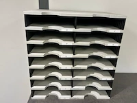 Kast met inhoud - afbeelding 5 van  5