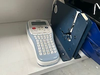 Kast met inhoud - afbeelding 8 van  8