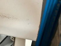 Kast met inhoud - afbeelding 3 van  9
