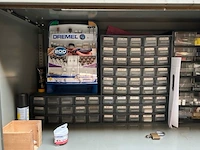 Kast met inhoud - afbeelding 6 van  11