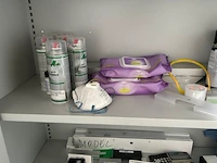 Kast met inhoud - afbeelding 4 van  6