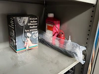 Kast met inhoud - afbeelding 5 van  8