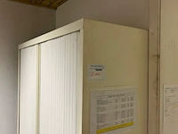 Kast met inhoud - afbeelding 2 van  5