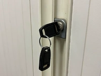 Kast met inhoud - afbeelding 3 van  5