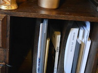 Kast met inhoud - afbeelding 4 van  4