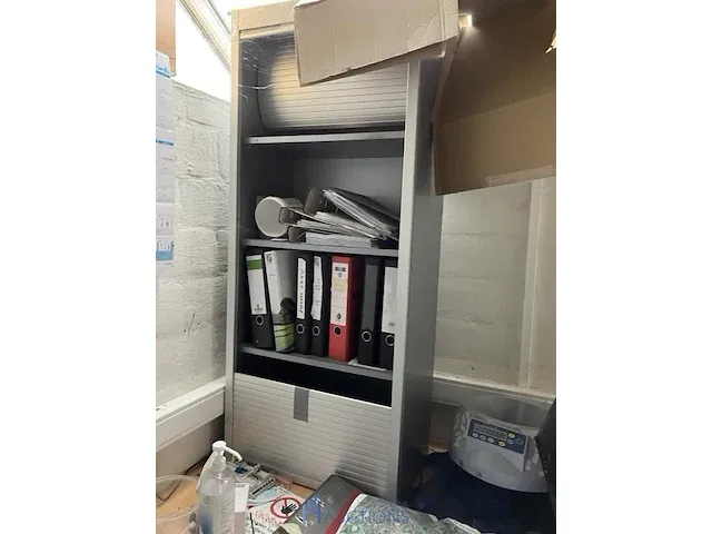 Kast met rolluik - afbeelding 2 van  2