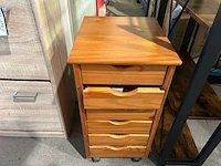 Kast op wielen - afbeelding 1 van  3
