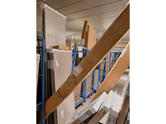 Kast rauch - afbeelding 2 van  2