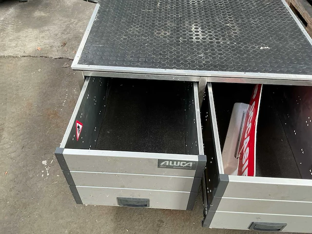 Kast voor koffer auto - afbeelding 6 van  7